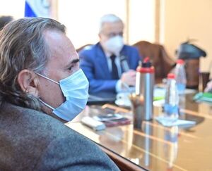 José Ortiz se niega a declarar ante comisión de lavado de dinero y “Bachi” lo defiende - Nacionales - ABC Color