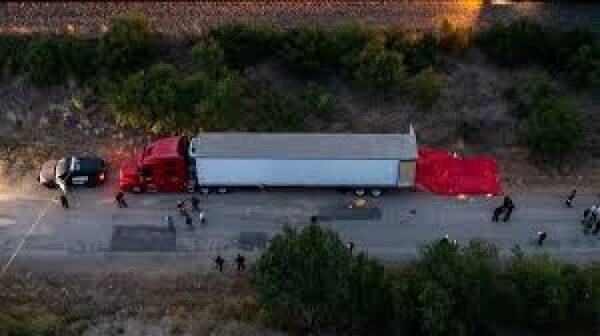 Aumentan a 50 los migrantes muertos hallados en un camión en San Antonio, Texas