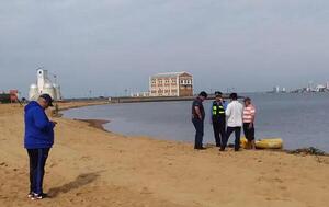 Hallan cuerpo flotando en la playa de Encarnación – Prensa 5