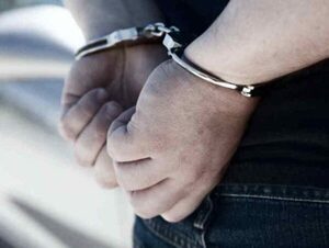 Imputan a hombre que se desnudó y agredió a una vendedora · Radio Monumental 1080 AM