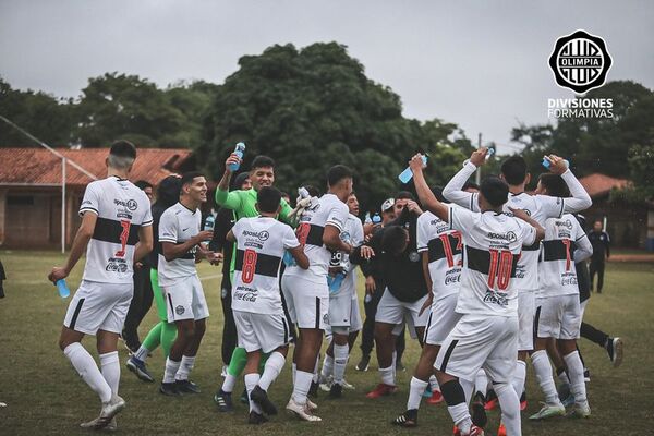 Sub 19: el campeón festejó ganando   - Olimpia - ABC Color