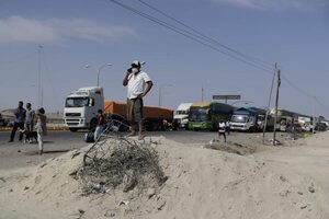 El segundo día del paro de transportistas se desarrolla sin incidentes en Perú - MarketData
