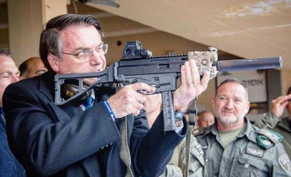 Diario HOY | Registro de armas personales se disparó casi 500% bajo gobierno de Bolsonaro