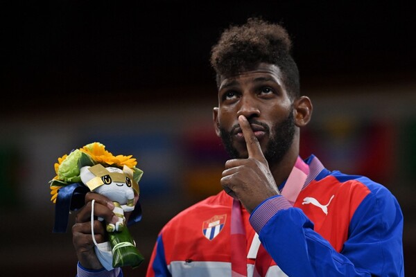 Diario HOY | Astro del boxeo Andy Cruz, sorprendido en intento de salida ilegal de Cuba