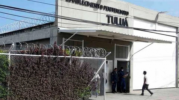 Motín en Colombia deja 49 muertos - El Independiente