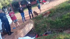 Arroyito: Dos personas fueron halladas muertas en una cuneta - Paraguaype.com