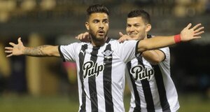 Versus / "Tito" Villalba se pierde el juego definitorio ante The Strongest por lesión - Paraguaype.com