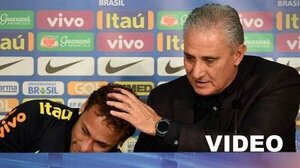 Neymar se emociona con las palabras de su DT y estalla en llanto (Vídeo)