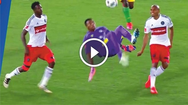 Golazo de chilena de un portero en Sudáfrica (Vídeo) - Paraguaype.com
