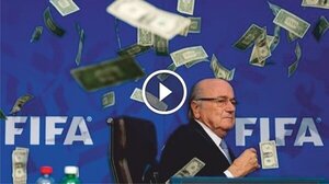 Lluvia de "billetes falsos" sobre Joseph Blatter (VÍDEO) - Paraguaype.com