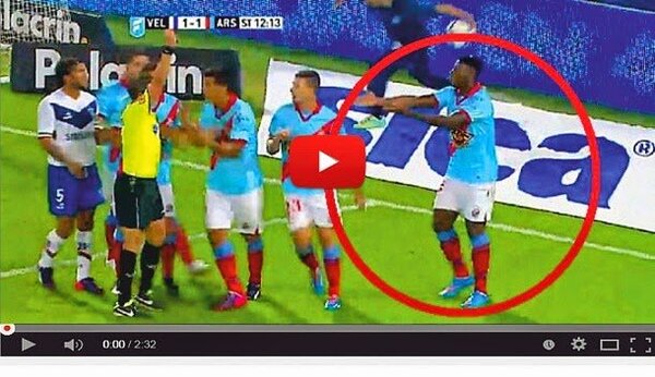 Un jugador es expulsado dos veces en un mismo partido (VÍDEO) - Paraguaype.com
