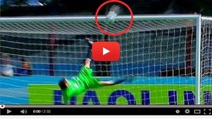 La pelota entraba y la saco de chilena (VIDEO) - Paraguaype.com
