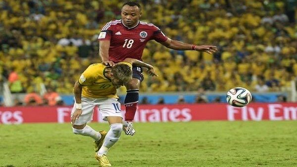 "No quería hacerle daño", dijo Camilo Zúñiga el jugador que lesionó a Neymar - Paraguaype.com