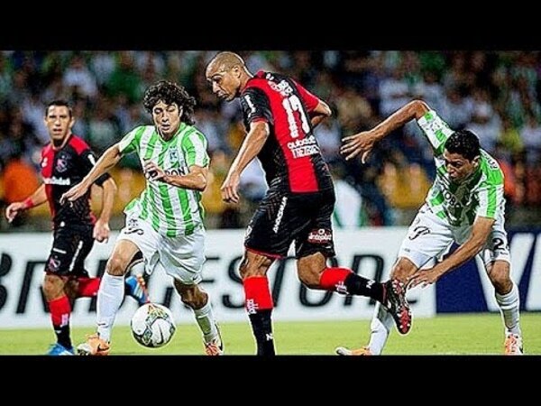 Atletico Paranaense vs The Strongest (1-0) Resumen y Goles Copa Libertadores 2014 - Paraguaype.com