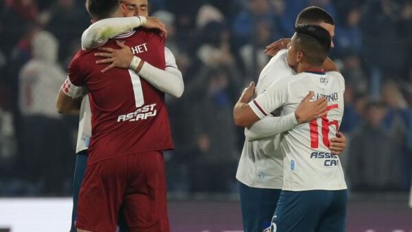 Nacional saca una buena ventaja ante Unión