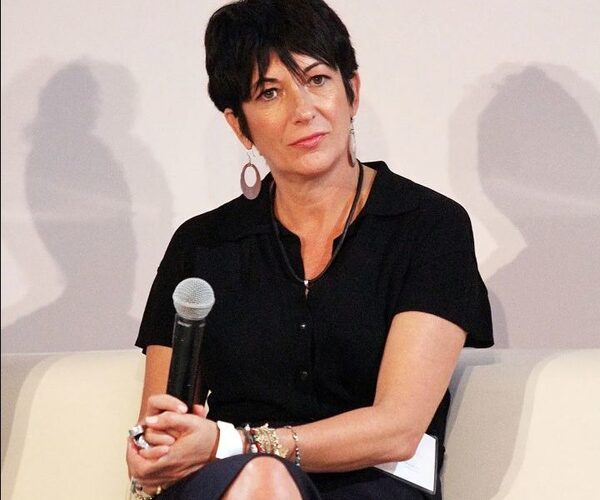 Ghislaine Maxwell, sentenciada a 20 años de prisión por delitos sexuales