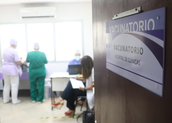 Hospital de Clínicas rehabilitará Vacunatorio para embarazadas desde la próxima semana