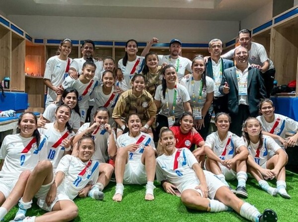 La Albirroja logró la medalla de plata - APF