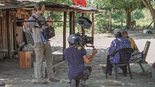 Ofrecen becas para estudiar en la Escuela Internacional de Cine y Televisión, de Cuba - Cine y TV - ABC Color