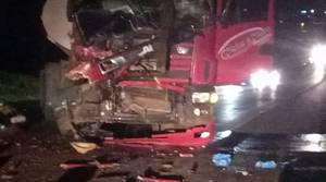 Choque entre camiones deja un muerto en Yby Yaú - Noticiero Paraguay