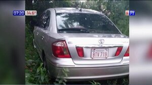Un hombre abandonó un vehículo tras robarlo | Noticias Paraguay
