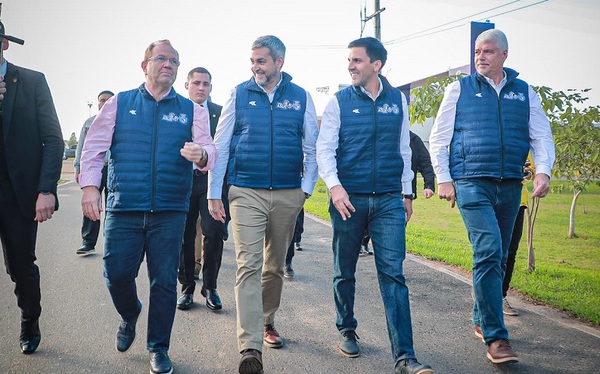 Presidente Abdo visita obras para los Juegos de la ODESUR