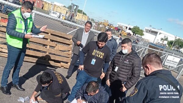 Incautan relojes presuntamente falsificados en el Silvio Pettirossi