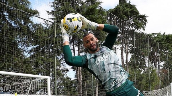 Weverton sobre Francisco 'Chiqui' Arce: 'Siempre será un ídolo'