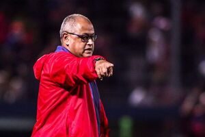“Después del tweet de Chiqui, se vendieron 9 mil entradas más”  - Cerro Porteño - ABC Color