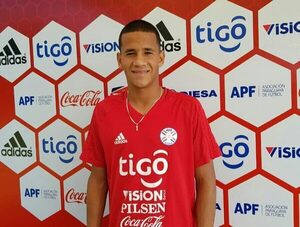 Iván Cazal es transferido a Lanús de Argentina · Radio Monumental 1080 AM