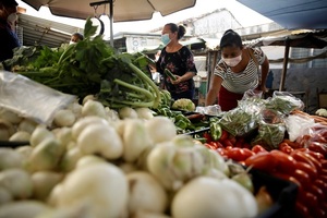 La canasta alimentaria en El Salvador se elevó entre un 13,1 % y 12,6 % en mayo - MarketData