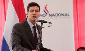 Santi Peña califica de "puro humo" las acusaciones sobre lavado contra Cartes - OviedoPress