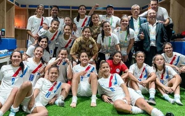 Albirroja femenina se alza con medalla de plata en Colombia   – Prensa 5