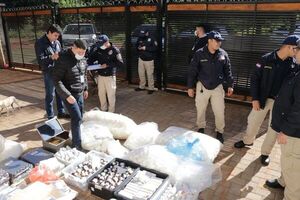 Fiscalía incauta medicamentos aparentemente falsificados y sin documentación legal en Luque - Policiales - ABC Color