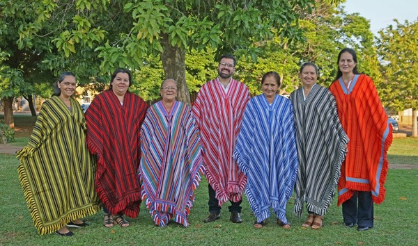 Unesco considerará la postulación del "Poncho de 60 listas" como patrimonio de la humanidad - El Independiente