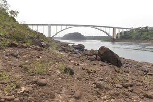 Bajante histórica del río Paraná obliga a Itaipú a mejorar tareas de previsión de caudales - Nacionales - ABC Color