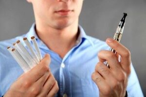 Vapeadores: “No es mejor vapear que fumar, es igual de perjudicial”, afirmó la Directora de Vigilancia Sanitaria  - Periodísticamente - ABC Color