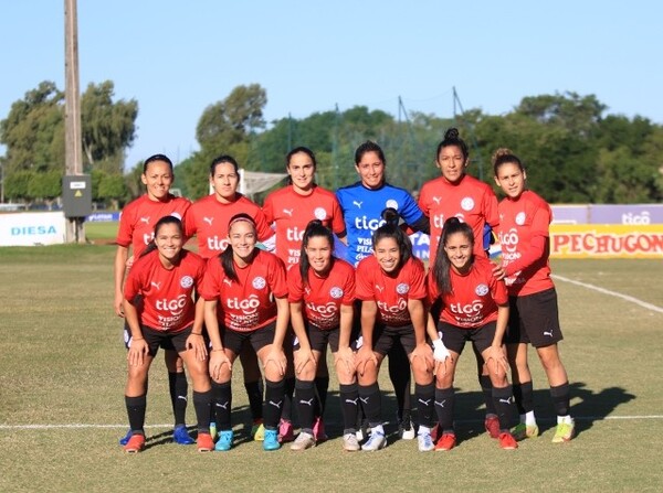 La Albirroja Femenina cerró sus aprestos en Ypané - APF