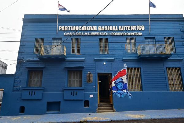 PLRA inscribe 37 movimientos, varios con cuestionados líderes - Política - ABC Color