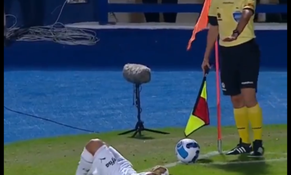 En medio de la frustración por el resultado del partido de Cerro Porteño, un blooper de Scarpa acaparó todas las miradas