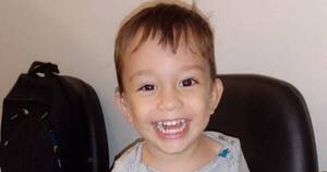La Nación / Escucha Elías: apelan a la solidaridad para recaudar US$ 30.000 para que su hijo pueda escuchar