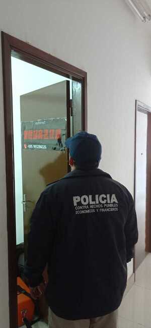 Allanan local donde se pirateaba señal - La Clave
