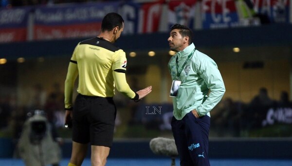 Versus / El elogio de Abel Ferreira para Francisco Arce - Paraguaype.com