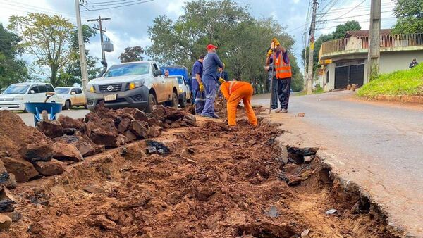 Red de alcantarillados obsoletos provoca destrozos en calles esteñas