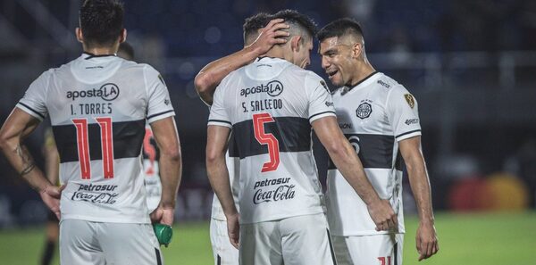 Olimpia inicia ante Atlético Goianiense el sueño de sumar el 'trofeo que le falta'