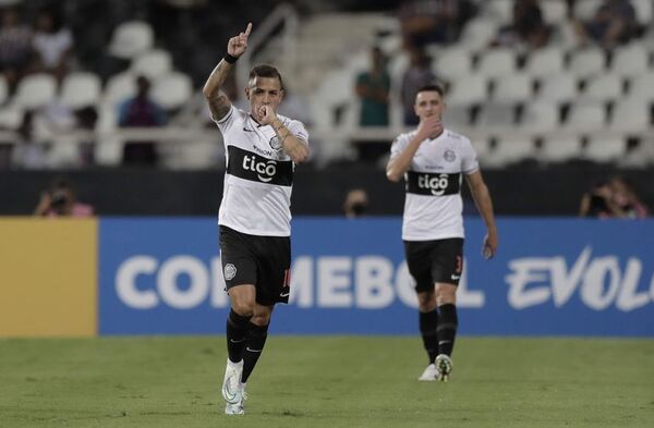 Olimpia inicia el sueño a la conquista de la copa que falta en la vitrina - Olimpia - ABC Color