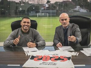 Cardona anunció la renovación de Richard Ortiz hasta el 2025 - Olimpia - ABC Color