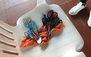 Encuentran cuchillo y tijeras en mochilas de alumnos de Ciudad del Este – Prensa 5