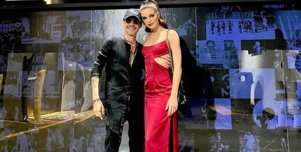 Crónica / Cañean a Marc Anthony por demorarse en sus conciertos por culpa de Nadia Ferreira