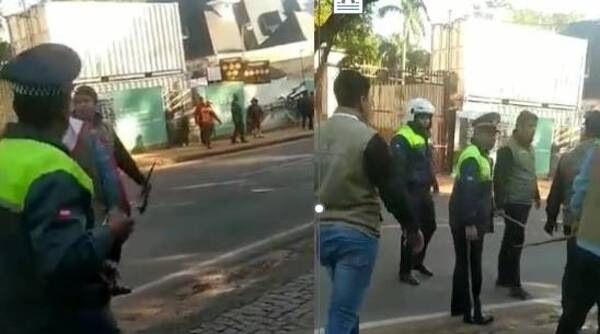 Crónica / [VIDEO] Obreros mandaron al hospital a zorros por llevar sus motos al corralón